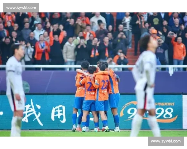 中超争冠三强集体 “刹车”，2 分差拖至收官战