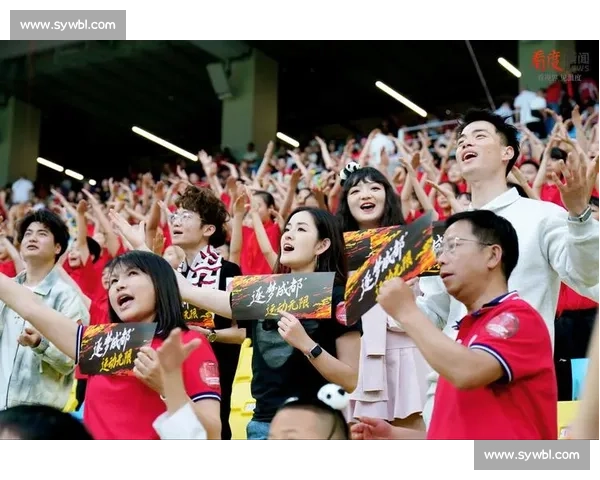 35000 跑者逐梦蓉城!成马赛道绘就古今交响 35000 跑者逐梦蓉城!成马赛道绘就古今交响