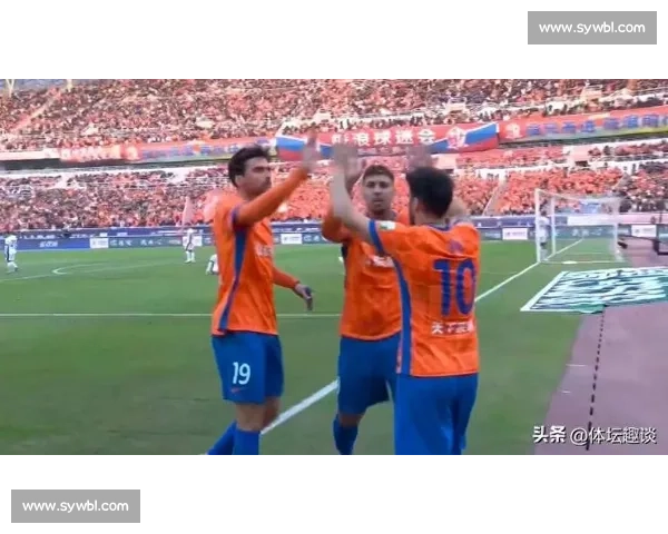 泰山压顶空欢喜，海港领跑仍稳当：中超谁真能抗住考验？